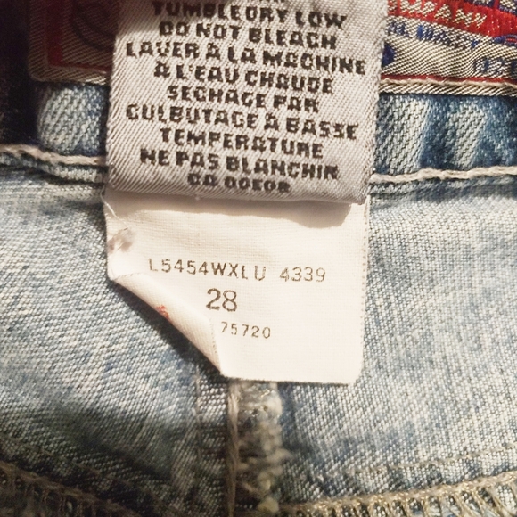 Silver Jeans Shorts Light Wash - Picture 5 of 8